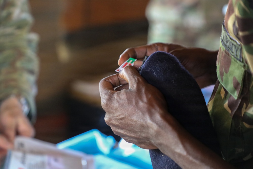 US, Kenya Defence Forces medics strengthen partnership during Justified Accord 2026