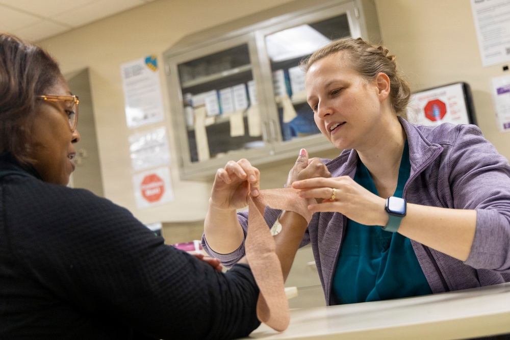 Hands-On Healing: Walter Reed's OT Clinic Helps Service Members Reclaim Their Independence