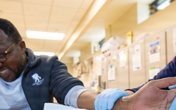 Hands-On Healing: Walter Reed's OT Clinic Helps Service Members Reclaim Their Independence