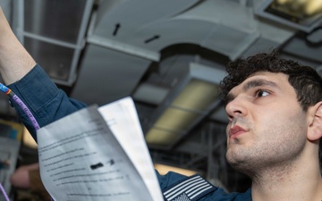 Ike Conducts Planned Incremental Availability maintenance period