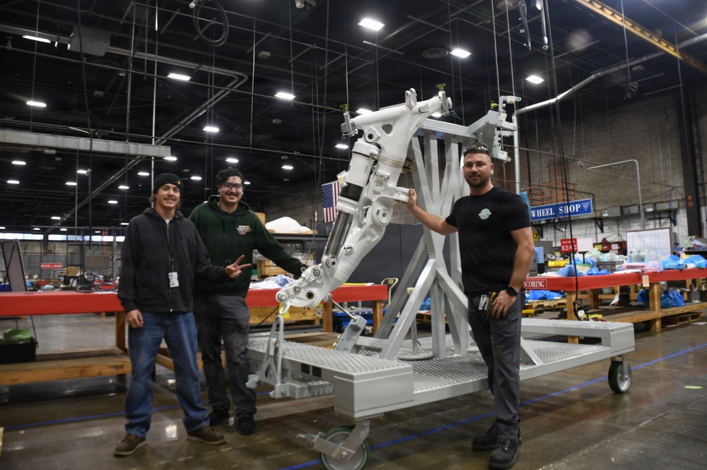 Fleet Readiness Center Southwest (FRCSW) Pioneers a New Era of Suppor