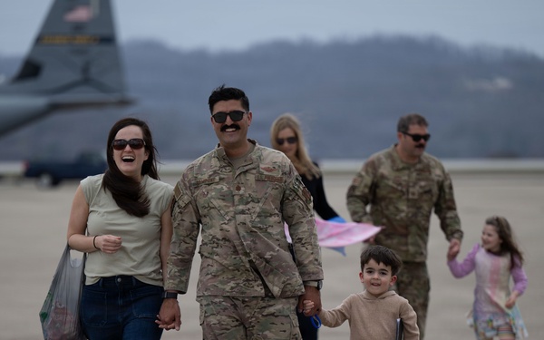 130th Airlift Wing Deployment Homecoming