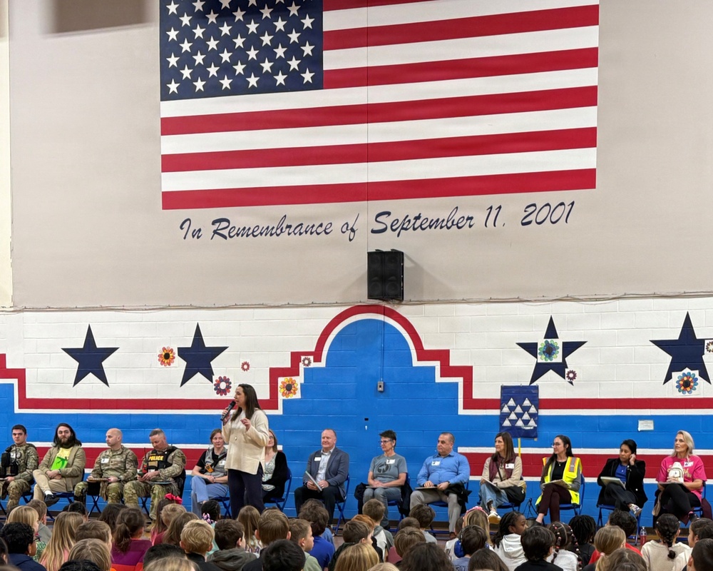 Munson Celebrates Reading with Bradley Elementary Students During Read Across America