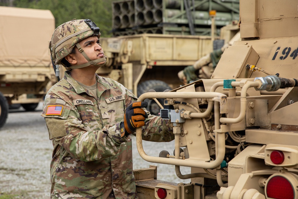 1-181st Field Artillery Regiment conducts a training exercise