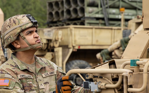 1-181st Field Artillery Regiment conducts a training exercise