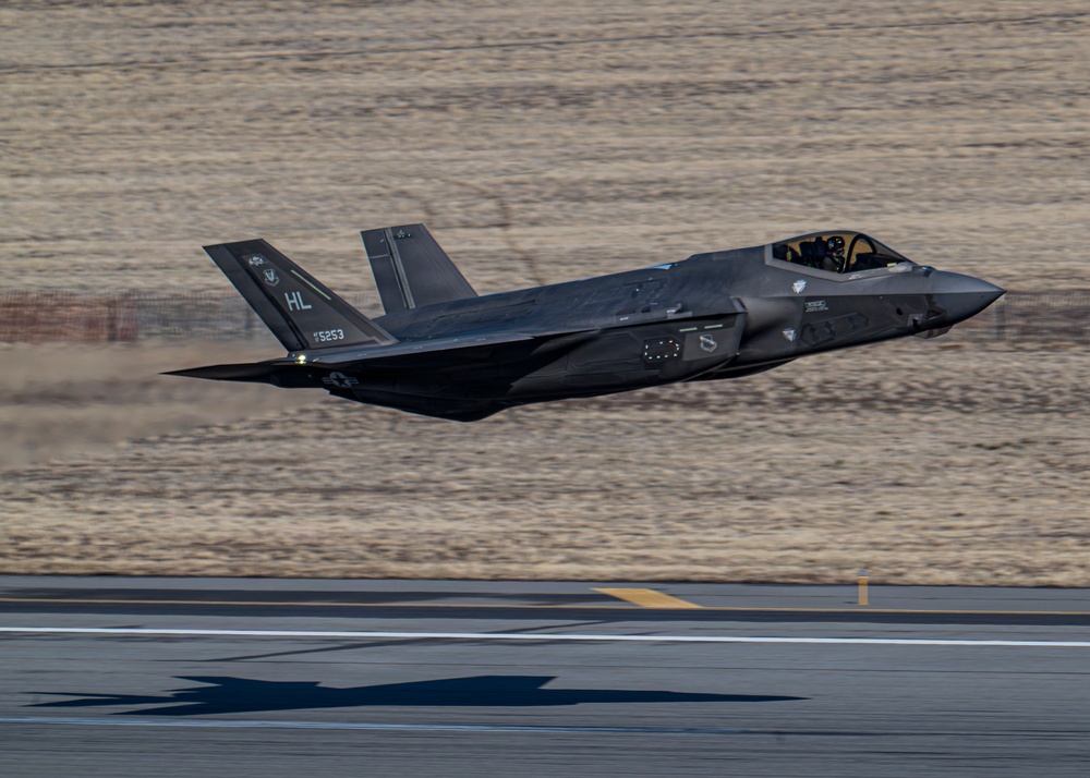 F-35A Demo Team Practice with New Pilot