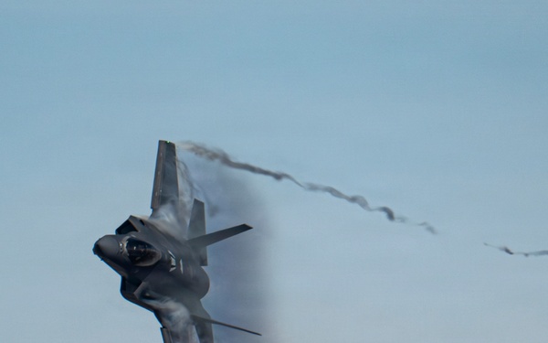 F-35A Demo Team Practice with New Pilot
