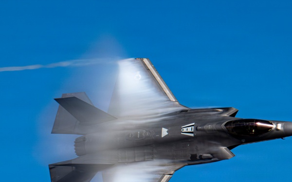 F-35A Demo Team Practice with New Pilot