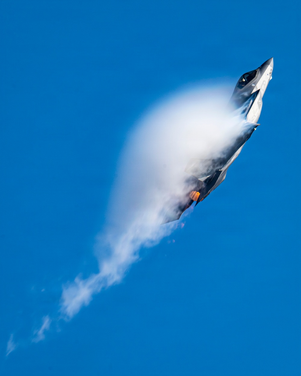 F-35A Demo Team Practice with New Pilot