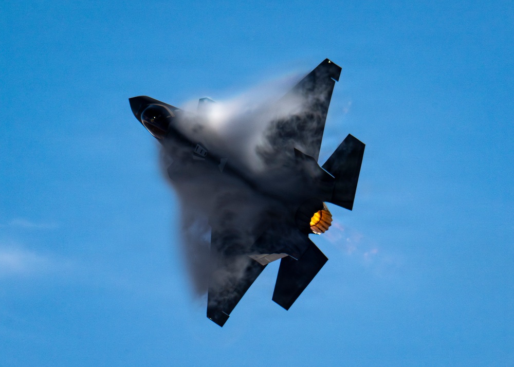 F-35A Demo Team Practice with New Pilot