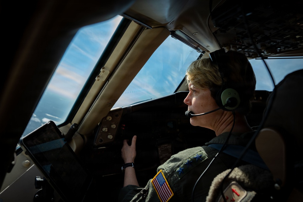 AMC interim commander trains with the SAM Fox wing