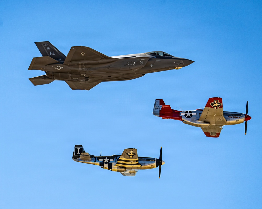 F-35A Demo Team Flying Multi-Ship Formations at HFTC