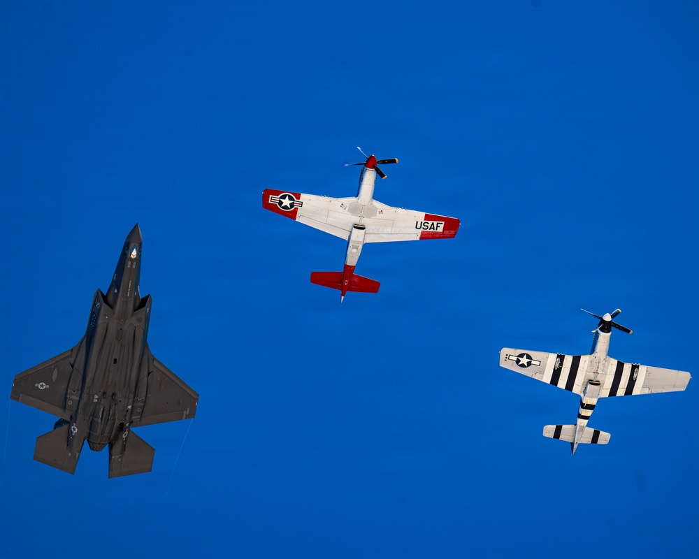 F-35A Demo Team Flying Multi-Ship Formations at HFTC