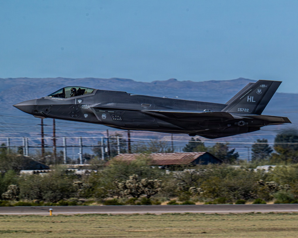 F-35A Demo Team Flying at HFTC