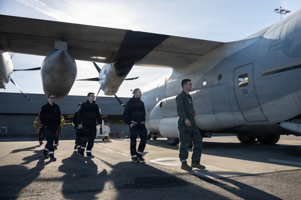 CORE26 | Norwegian Airmen, U.S. Marines Partner for Arctic Logistics Training
