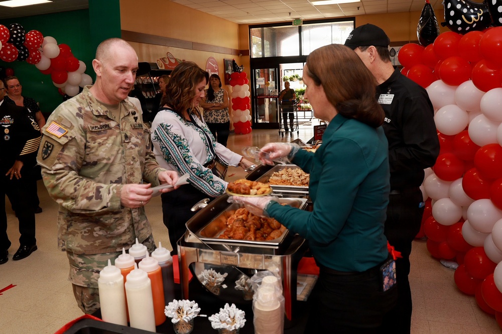 New protein-centered, grab-and-go chicken option opens at the Fort Lee commissary
