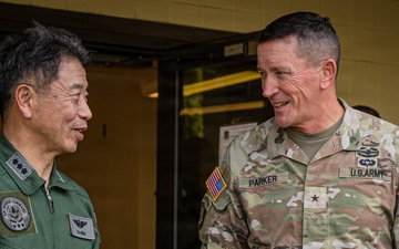 Lt. Gen. Yajima Visits 94th AAMDC