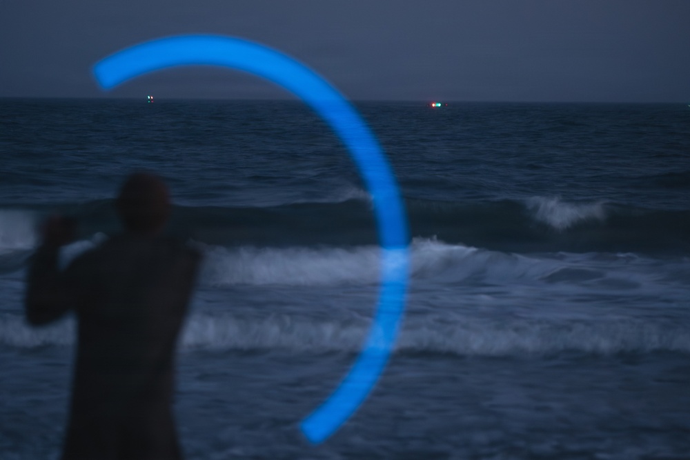 2nd AA Bn ACVs conclude TCAT 26.1 with ship-to-shore movement