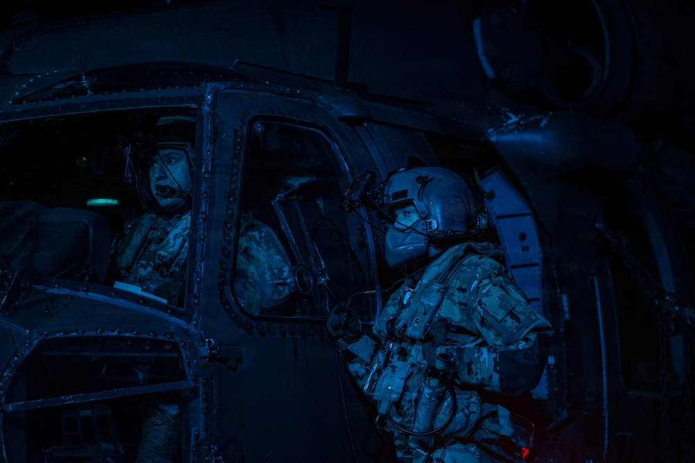 16 CAB Deck Landing Qualification