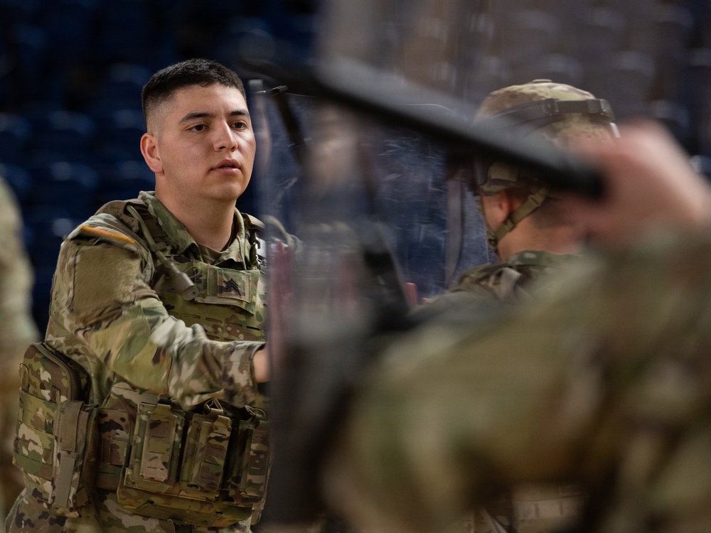 Arkansas Soldiers hone skills in support of JTF-DC