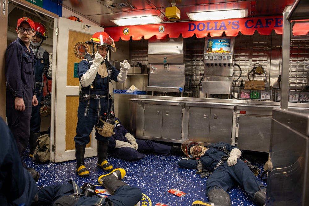 Integrated Training Team Drill aboard the USS Gonzalez (DDG 66)