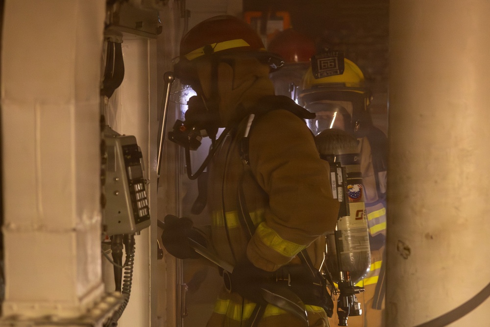 Integrated Training Team Drill aboard the USS Gonzalez (DDG 66)