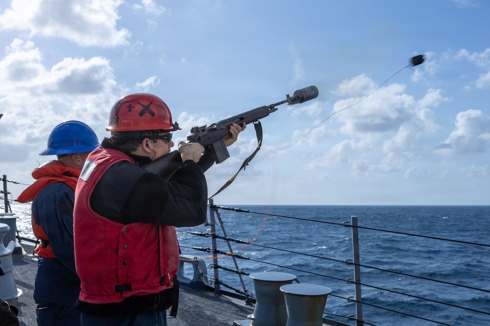 Replenishment-at-Sea aboard the USS Gonzalez (DDG 66)