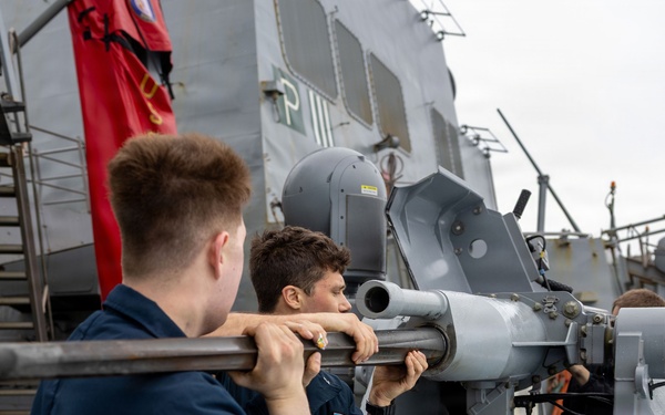 Routine Maintenance aboard the USS Gonzalez (DDG 66)