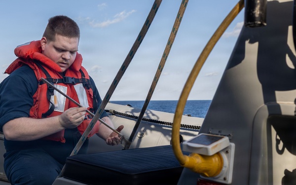 Routine Maintenance aboard the USS Gonzalez (DDG 66)