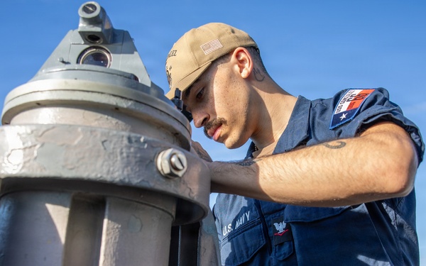 Routine Maintenance Training aboard the USS Gonzalez (DDG 66)