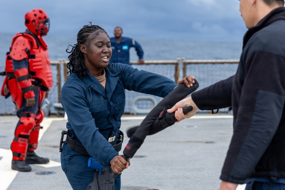 SRF-Bravo Training aboard the USS Gonzalez (DDG 66)