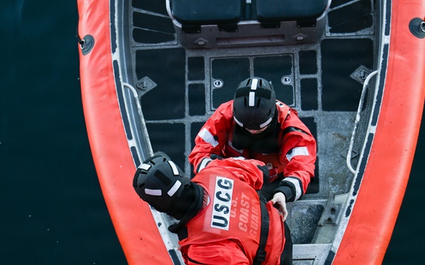 USCGC Polar Star (WAGB 10) conducts small boat training during Operation Deep Freeze 2026