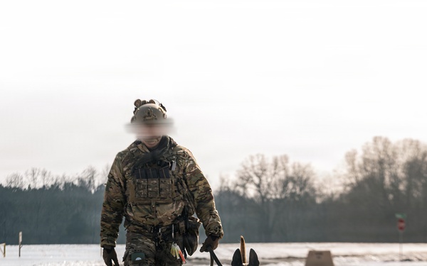 5th Special Forces Group (Airborne) conducts K-9 training