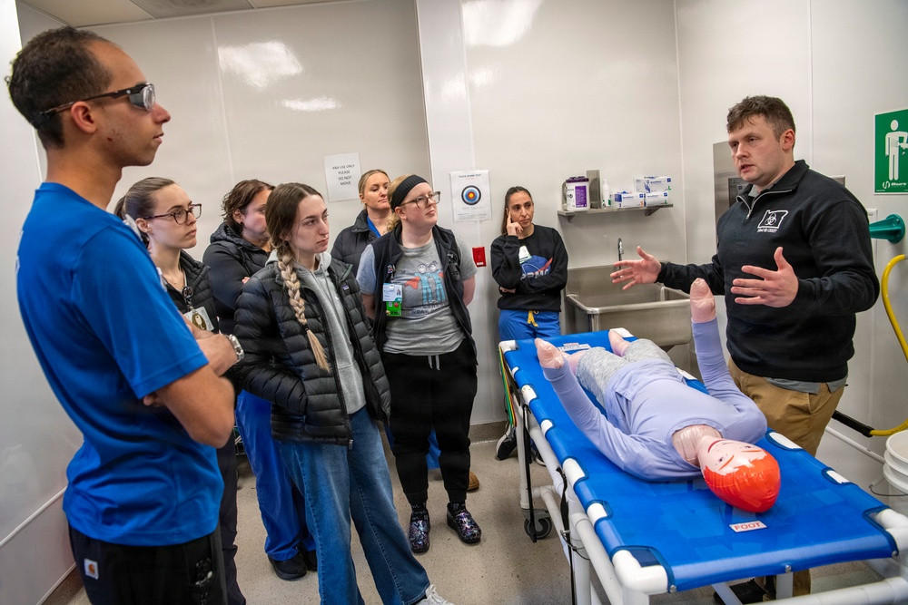 Oregon 102nd CERFP trains alongside Portland Providence Medical Center staff