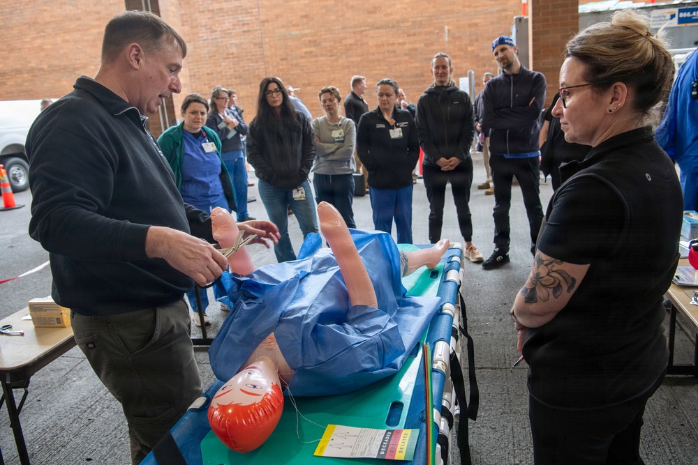 Oregon 102nd CERFP trains alongside Portland Providence Medical Center staff