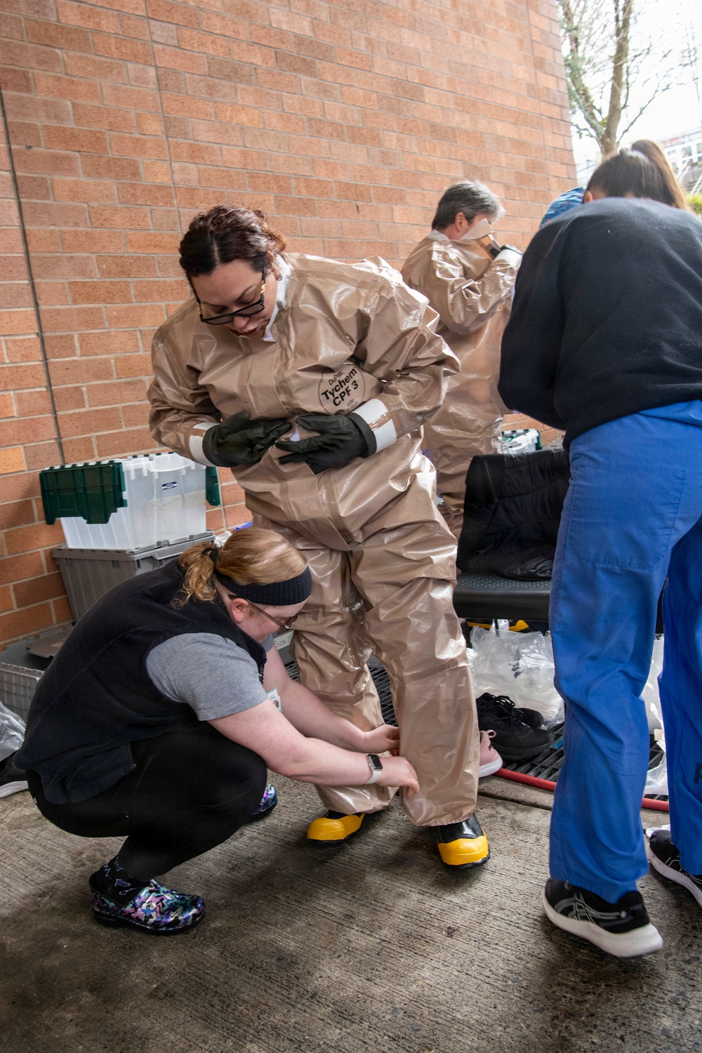 Oregon 102nd CERFP trains alongside Portland Providence Medical Center staff