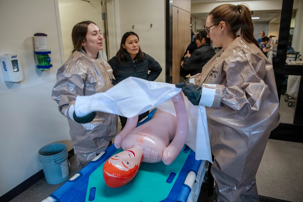 Oregon 102nd CERFP trains alongside Portland Providence Medical Center staff