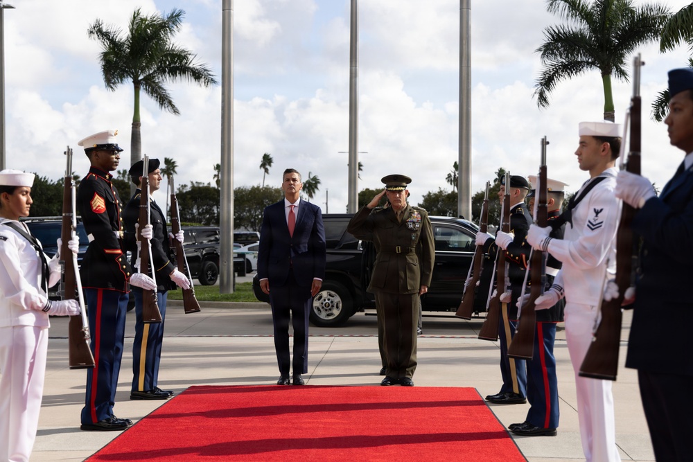 Paraguayan President visits SOUTHCOM