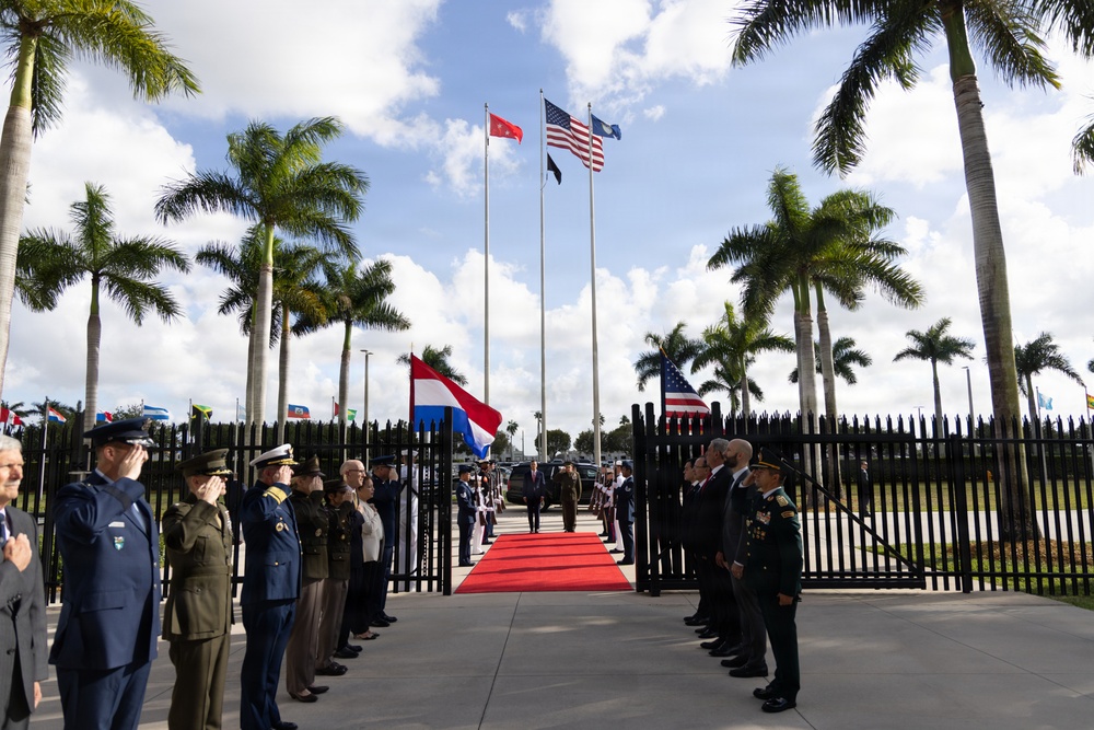 Paraguayan President visits SOUTHCOM