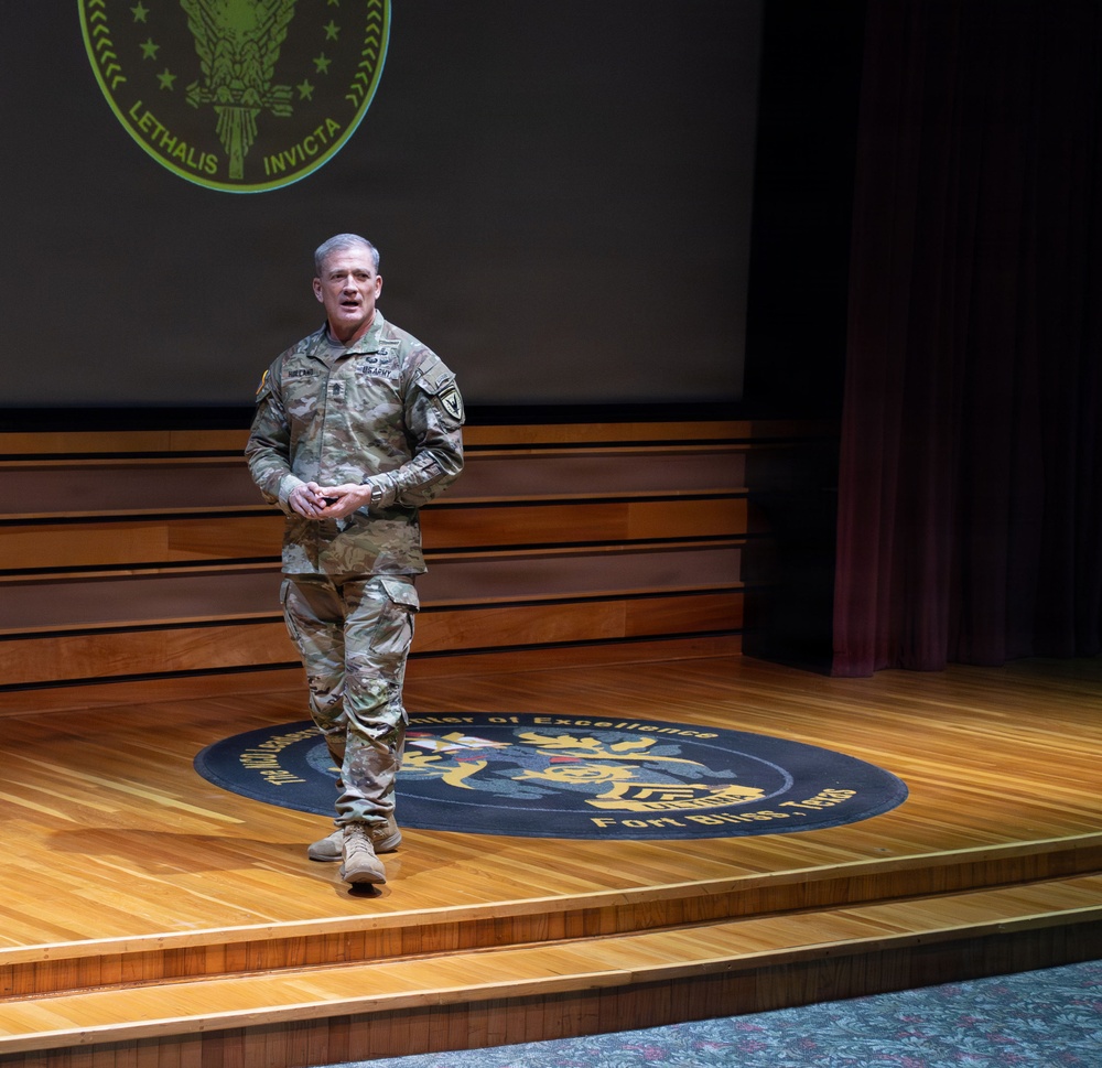 EUCOM visit to USANCOA