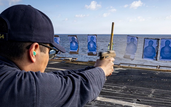 USS Gettysburg (CG-64) conducts live fire exercise
