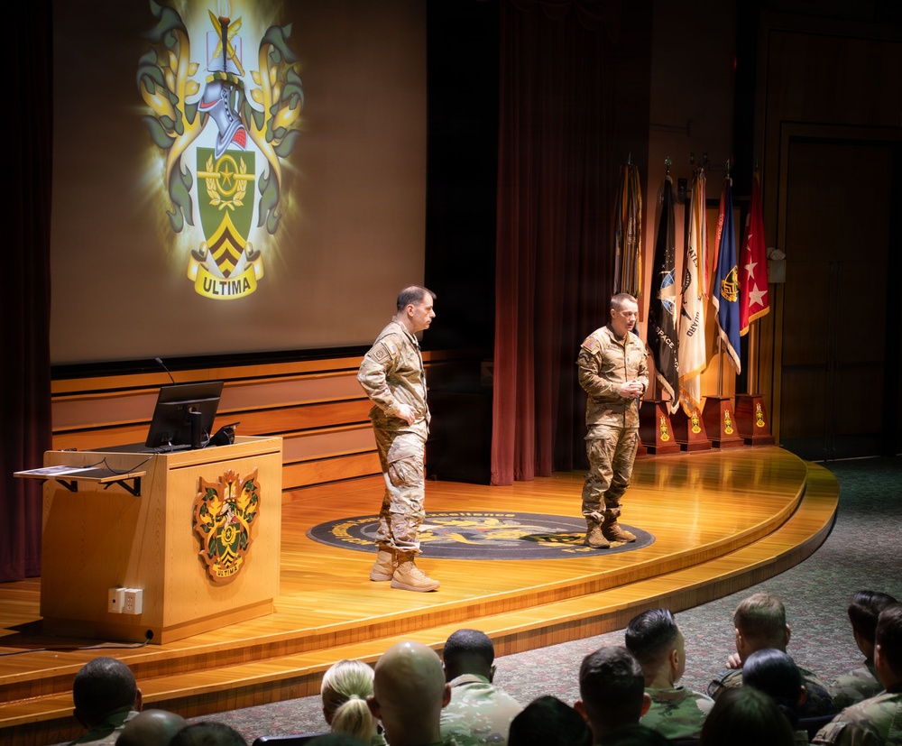 U.S. Army Eurpope and Africa vist the NCO Leadership Center of Excellence