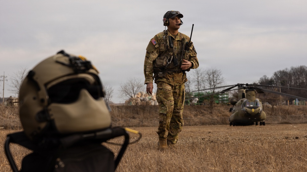 U.S. Marines with 12th LLB and U.S. Soldiers Execute an HST in the Republic of Korea