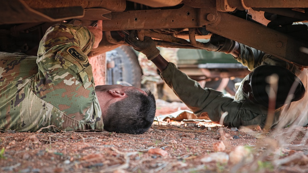 US, Kenya maintenance teams conduct vehicle recovery, sustainment training during Justified Accord 2026