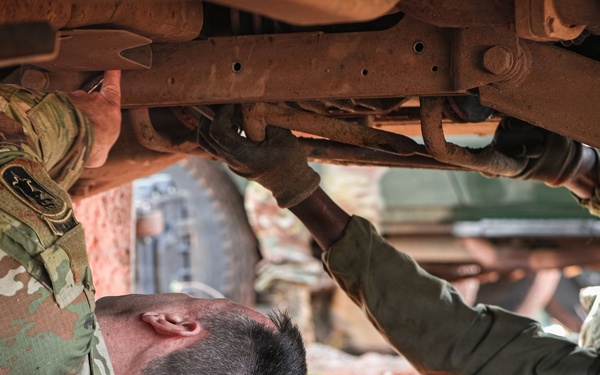 US, Kenya maintenance teams conduct vehicle recovery, sustainment training during Justified Accord 2026