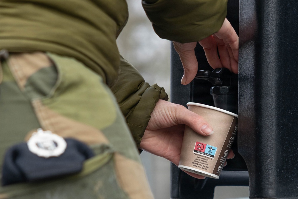 CORE26 | Norwegian Airmen and U.S. Marines Strengthen Their Partnership with a 30 Kilometer March