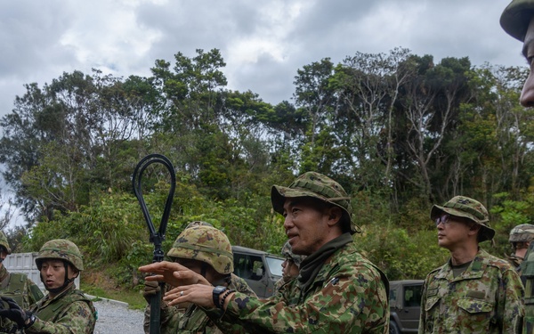 CLB 31 and JGSDF conduct Convoy Drills