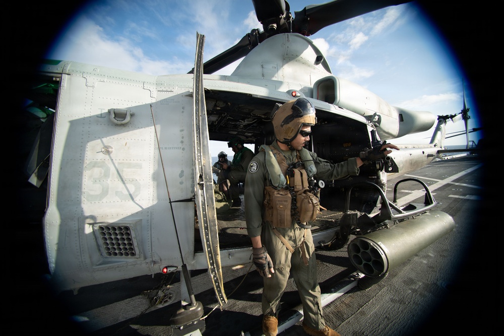 USS New Orleans (LPD 18) Conducts Flight Operations