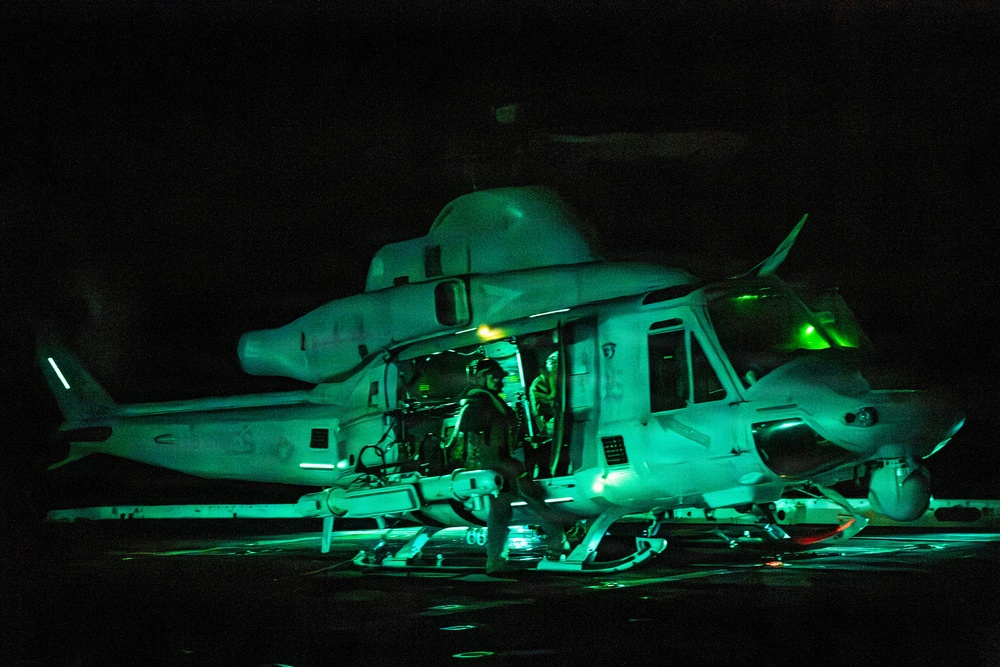 USS New Orleans (LPD 18) Conducts Flight Operations