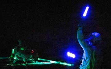 USS New Orleans (LPD 18) Conducts Flight Operations